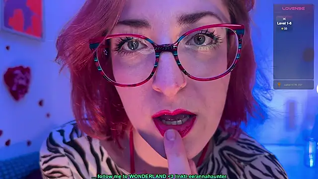 Snapshot of AnnaHaunter18 chatting on February 11, 2025, 5:50 pm AnnaHaunter18 online show from February 11, 2025, 5:50 pm