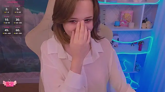 Mary uw online show from November 22, 2025, 3:16 am