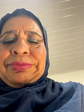 Snapshot of Naughty_mommy chatting on September 30, 2025, 8:15 pm Naughty mommy online show from September 30, 2025, 8:15 pm