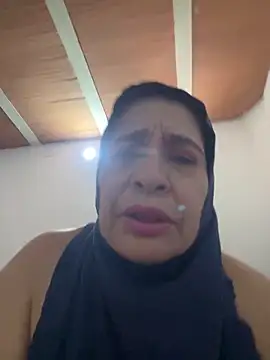 Naughty mommy online show from September 14, 2025, 2:06 pm