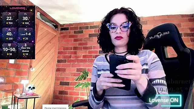 Snapshot of paulinabarnett- chatting on September 20, 2025, 3:55 am paulinabarnett- online show from September 20, 2025, 3:55 am