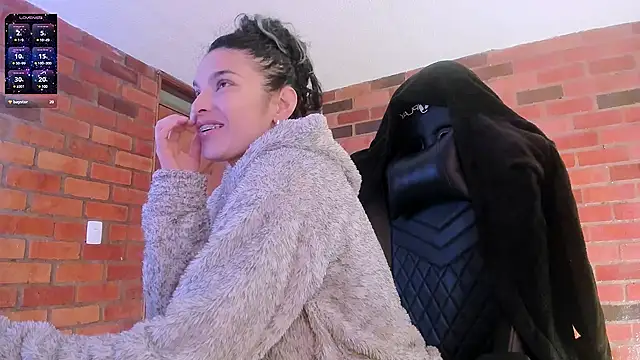 Snapshot of paulinabarnett- chatting on January 7, 2025, 1:59 am paulinabarnett- online show from January 7, 2025, 1:59 am