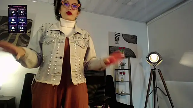 Snapshot of paulinabarnett- chatting on February 14, 2025, 11:53 am paulinabarnett- online show from February 14, 2025, 11:53 am