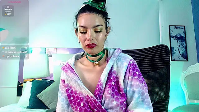 Snapshot of paulinabarnett- chatting on March 17, 2025, 3:18 pm paulinabarnett- online show from March 17, 2025, 3:18 pm