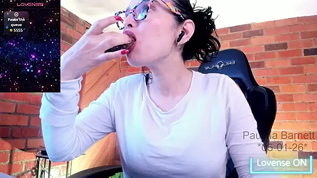 Snapshot of paulinabarnett- chatting on January 6, 2026, 3:32 am paulinabarnett- online show from January 6, 2026, 3:32 am