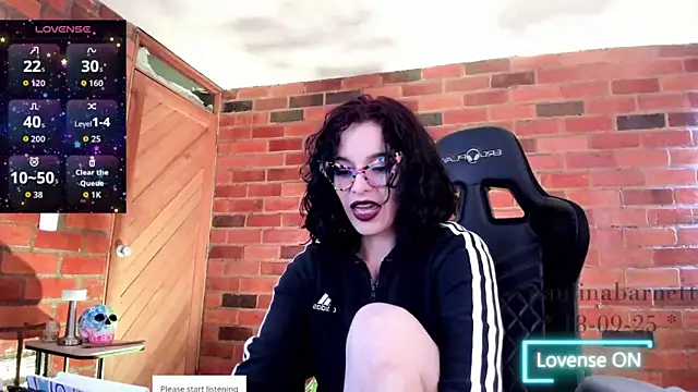 Snapshot of paulinabarnett- chatting on September 18, 2025, 3:59 pm paulinabarnett- online show from September 18, 2025, 3:59 pm