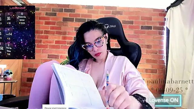 Snapshot of paulinabarnett- chatting on September 8, 2025, 2:16 pm paulinabarnett- online show from September 8, 2025, 2:16 pm