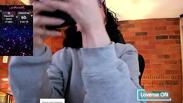 Snapshot of paulinabarnett- chatting on September 21, 2025, 5:40 pm paulinabarnett- online show from September 21, 2025, 5:40 pm