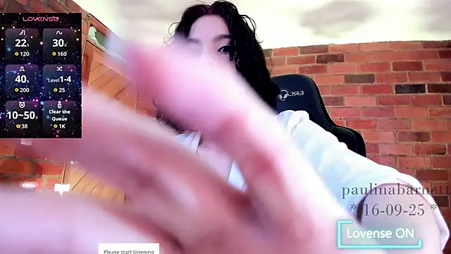 Snapshot of paulinabarnett- chatting on September 17, 2025, 3:30 am paulinabarnett- online show from September 17, 2025, 3:30 am