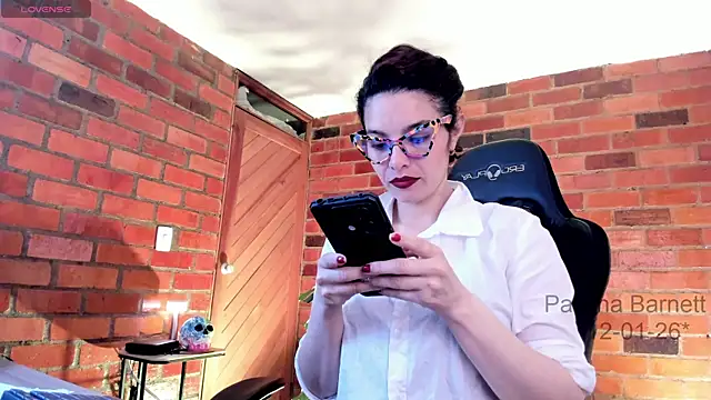 Snapshot of paulinabarnett- chatting on January 12, 2026, 4:14 pm paulinabarnett- online show from January 12, 2026, 4:14 pm