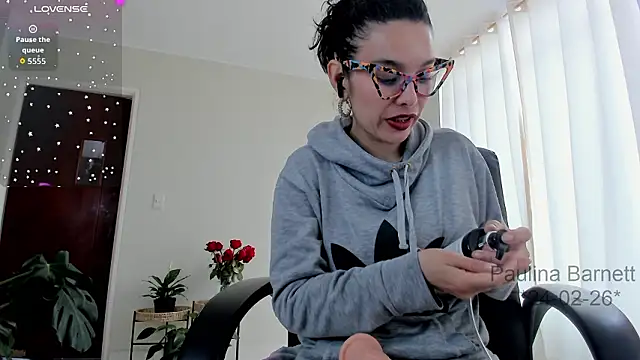 Snapshot of paulinabarnett- chatting on February 24, 2026, 2:40 pm paulinabarnett- online show from February 24, 2026, 2:40 pm