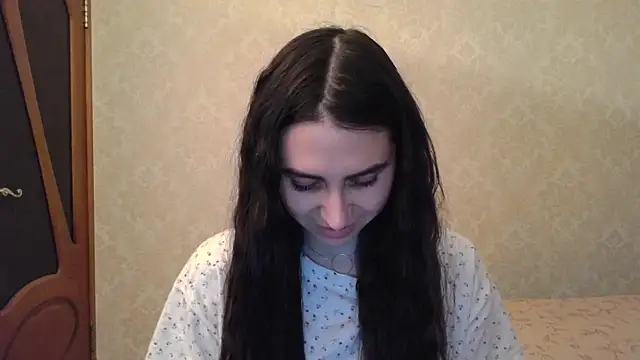 Snapshot of Kashtanka_ chatting on February 14, 2025, 5:36 pm Kashtanka online show from February 14, 2025, 5:36 pm