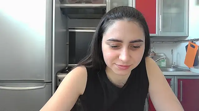 Snapshot of Kashtanka_ chatting on February 21, 2025, 11:55 am Kashtanka online show from February 21, 2025, 11:55 am