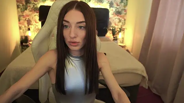 Alice Arwen online show from March 5, 2025, 8:00 am