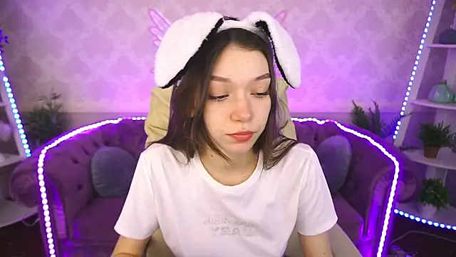 Cherry Wipe online show from February 10, 2025, 1:44 pm