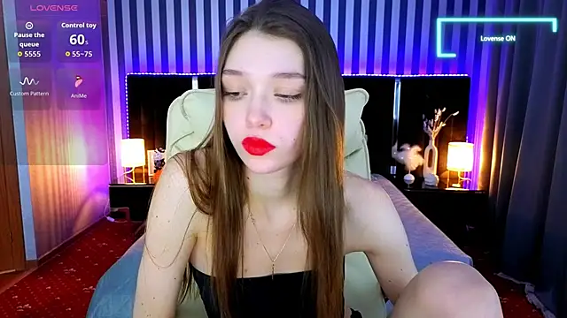 Snapshot of Cherry_Wipe chatting on October 27, 2025, 1:56 pm Cherry Wipe online show from October 27, 2025, 1:56 pm