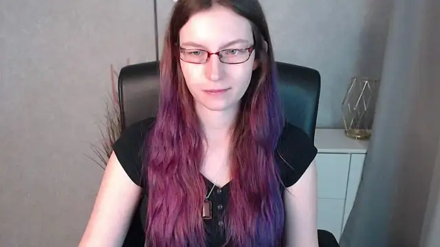 emmaxDelight online show from January 13, 2025, 6:38 am