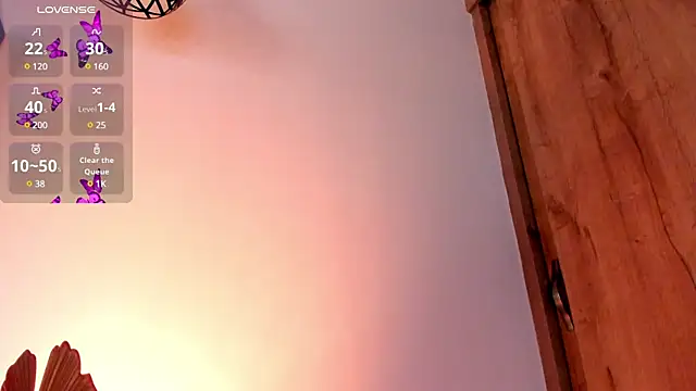 Snapshot of Mia_ross16 chatting on February 6, 2025, 7:18 pm Mia ross16 online show from February 6, 2025, 7:18 pm