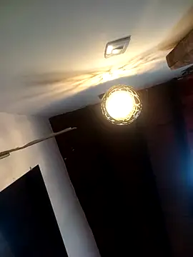 Snapshot of Mia_ross16 chatting on September 11, 2025, 9:37 pm Mia ross16 online show from September 11, 2025, 9:37 pm