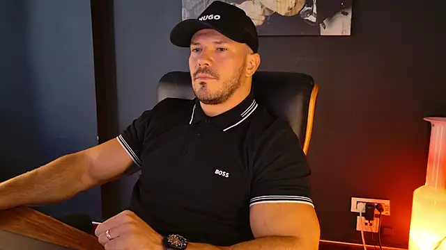 Snapshot of AngeloEric chatting on September 28, 2025, 9:05 am AngeloEric online show from September 28, 2025, 9:05 am