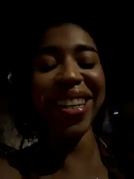 Snapshot of bella__honey chatting on June 21, 2026, 4:29 am bella honey online show from June 21, 2026, 4:29 am