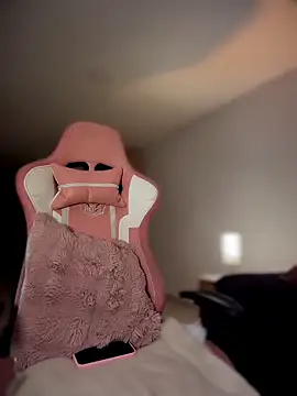 bella  honey online show from March 29, 2026, 4:47 am