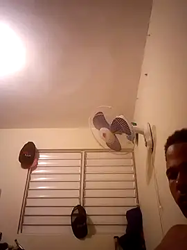 calollero123 online show from February 11, 2025, 2:25 am