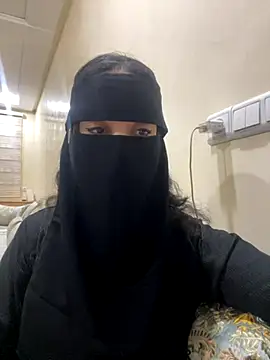 jijijoudia online show from September 18, 2025, 7:50 pm