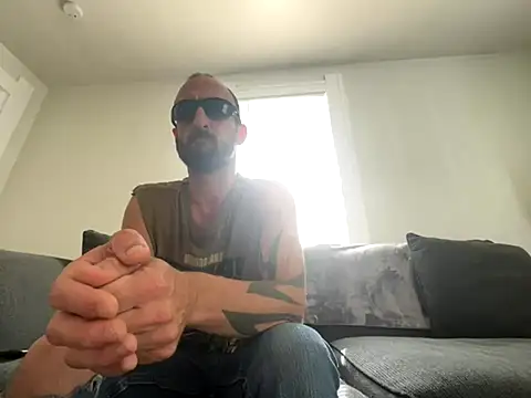 armdy371 online show from September 16, 2025, 3:46 pm