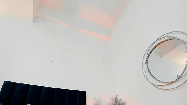 CarolineMillerr online show from February 25, 2025, 2:58 pm