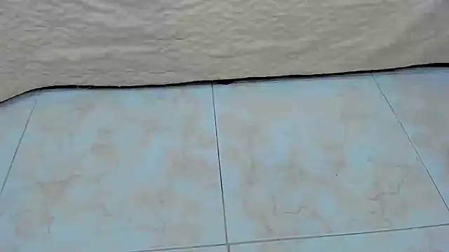 Chloe lauren online show from December 24, 2024, 1:49 am