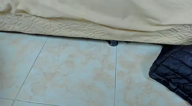 Chloe lauren online show from January 14, 2025, 5:19 am