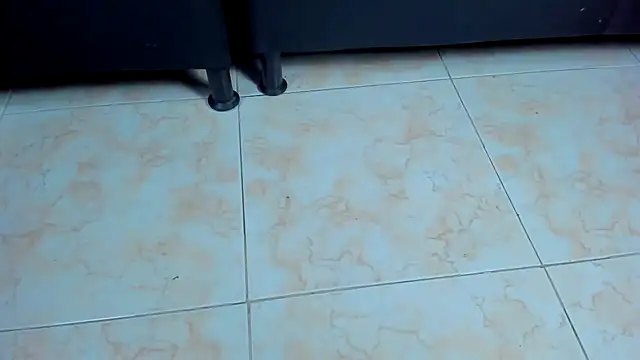 Chloe lauren online show from January 8, 2025, 2:14 am