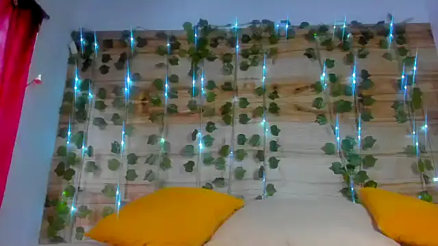 Chloe lauren online show from January 3, 2025, 10:40 pm