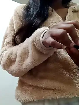  SonPari  online show from February 7, 2025, 3:19 pm