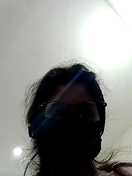  SonPari  online show from January 17, 2025, 4:04 pm