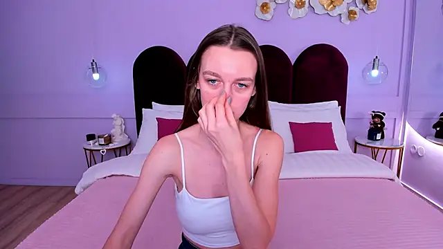 AshleyMillsss online show from February 3, 2025, 12:25 pm