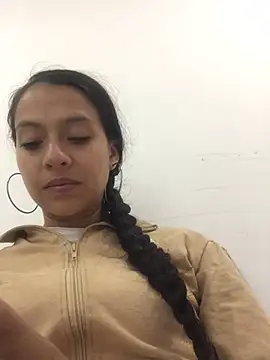 loren3124 online show from December 10, 2024, 7:58 am