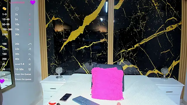 Snapshot of GiannaMontes chatting on March 16, 2025, 3:25 am GiannaMontes online show from March 16, 2025, 3:25 am