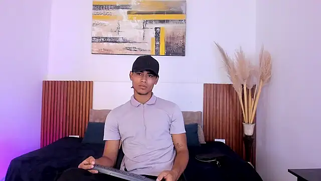 zander 2120 online show from October 9, 2025, 12:49 pm