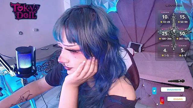 Snapshot of toky_doll chatting on October 2, 2025, 9:18 pm toky doll online show from October 2, 2025, 9:18 pm
