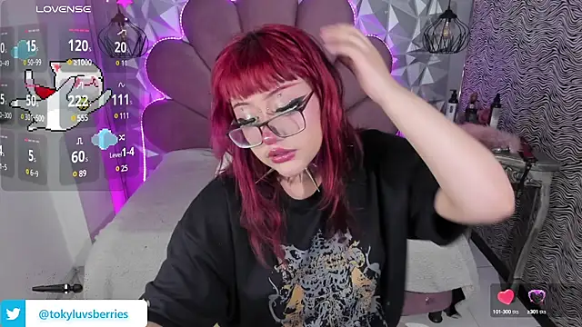 toky doll online show from January 13, 2025, 8:37 pm