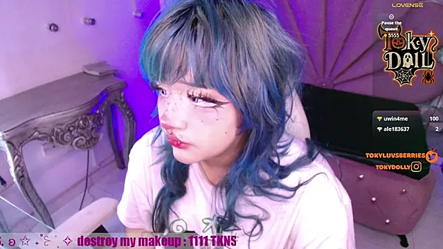 Snapshot of toky_doll chatting on October 21, 2025, 9:03 pm toky doll online show from October 21, 2025, 9:03 pm