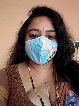 neelu-hoty online show from February 5, 2025, 9:15 am