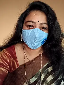 neelu-hoty online show from February 4, 2025, 2:07 am