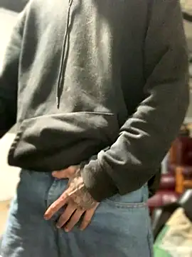 Snapshot of 27powercm chatting on October 27, 2025, 5:08 am 27powercm online show from October 27, 2025, 5:08 am