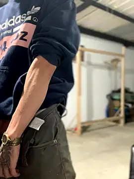 Snapshot of 27powercm chatting on September 28, 2025, 8:32 am 27powercm online show from September 28, 2025, 8:32 am