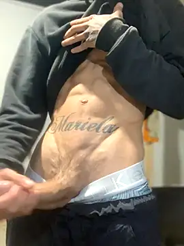 Snapshot of 27powercm chatting on October 25, 2025, 12:43 am 27powercm online show from October 25, 2025, 12:43 am