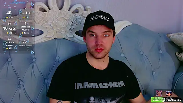 ArthurWhitee online show from March 22, 2026, 9:00 am