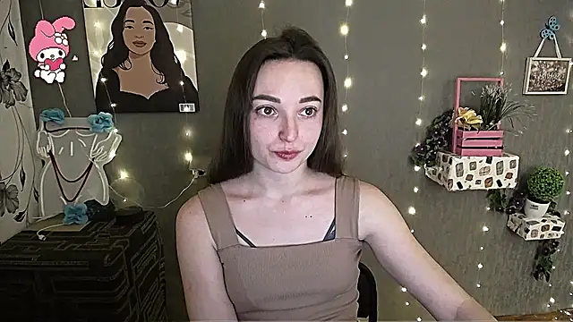  Barbie Kiss  online show from February 4, 2025, 6:36 am